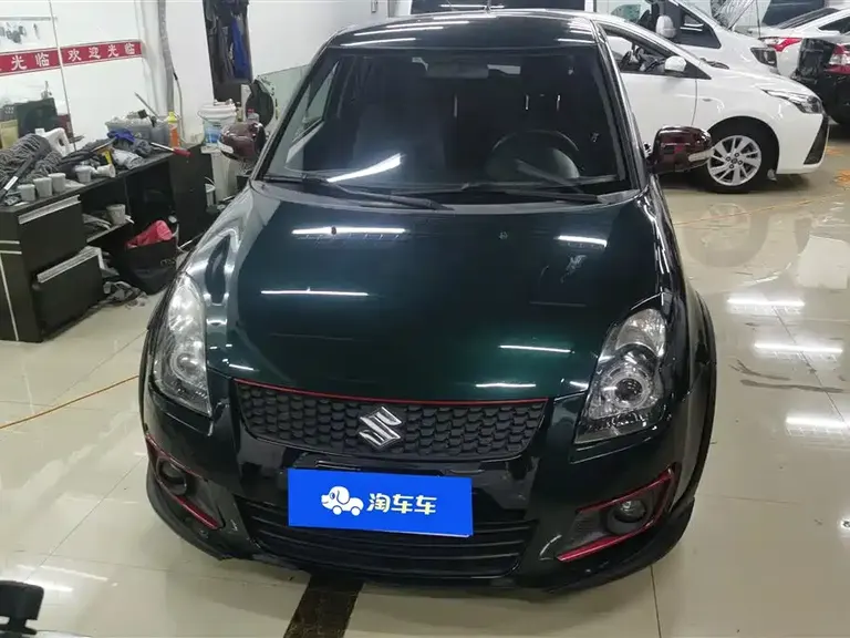 Suzuki Swift 1.5 L Auto Fashion Cool Play