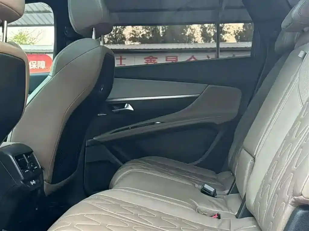 Peugeot 5008 380 THP 7-seat Luxury GT