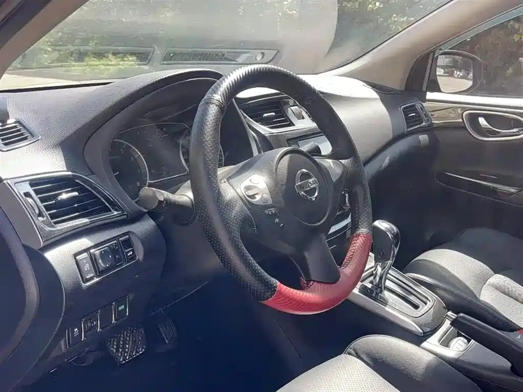 Sylphy 1.6 XL CVT Luxury