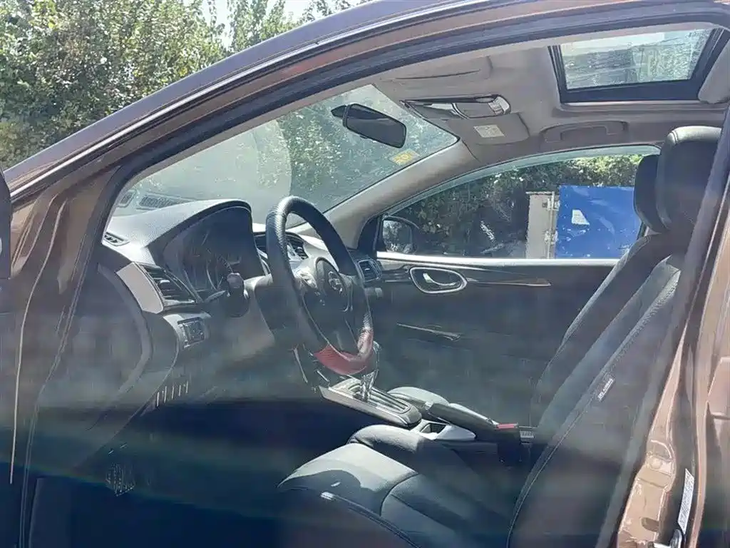 Sylphy 1.6 XL CVT Luxury