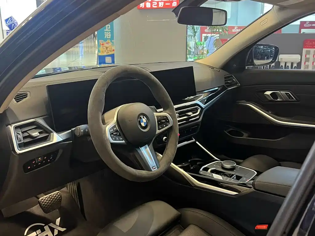 BMW 3 Series 320 i M Sport Package