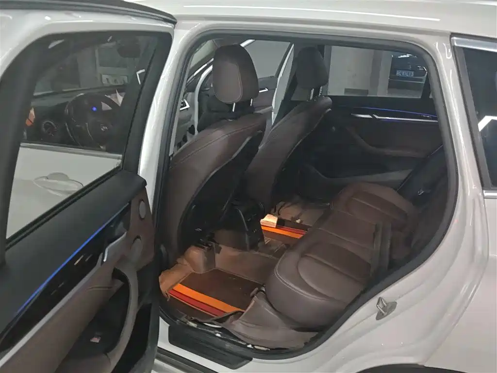 BMW X1 xDrive25 Li Premium