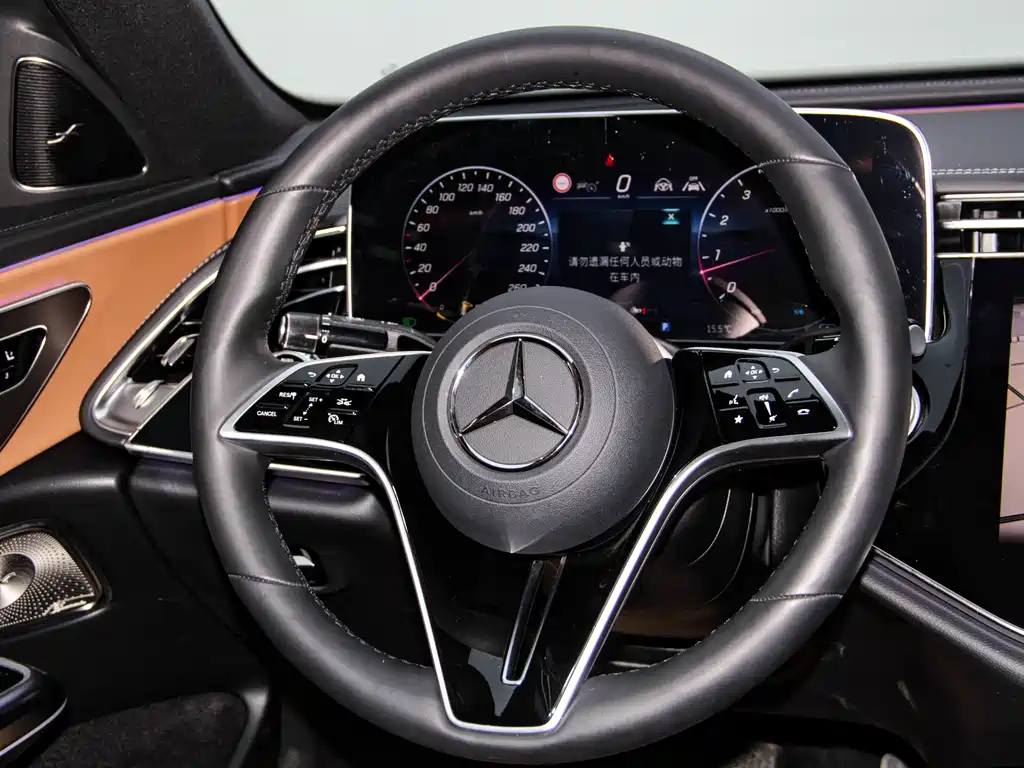 Mercedes-Benz E-Class Facelift E 300 L Luxury