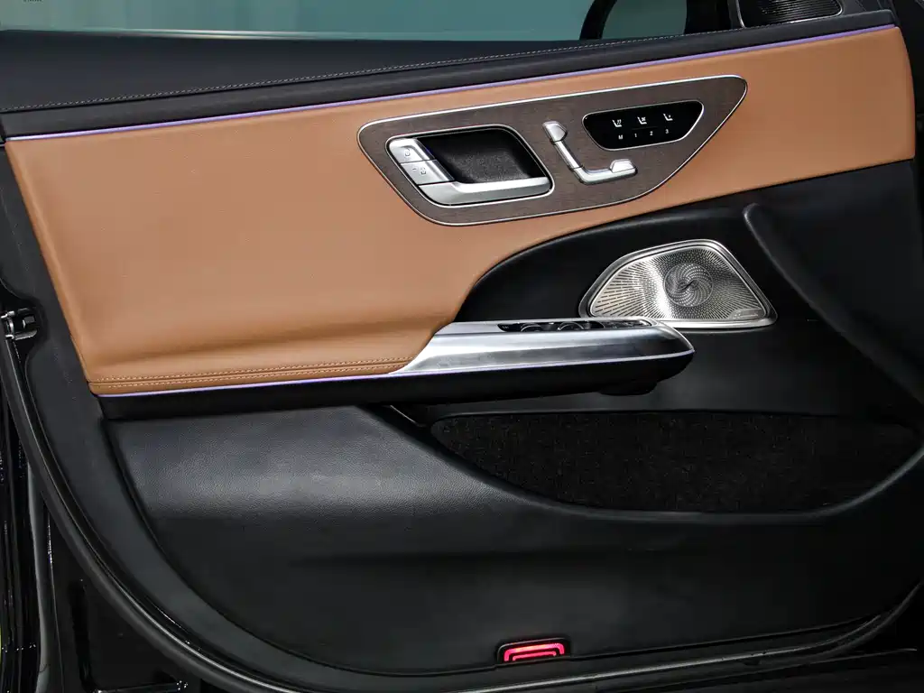 Mercedes-Benz E-Class Facelift E 300 L Luxury