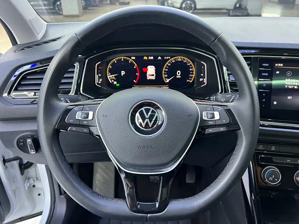 T-ROC 280 TSI DSG 2 WD Comfort Enjoyment PLUS