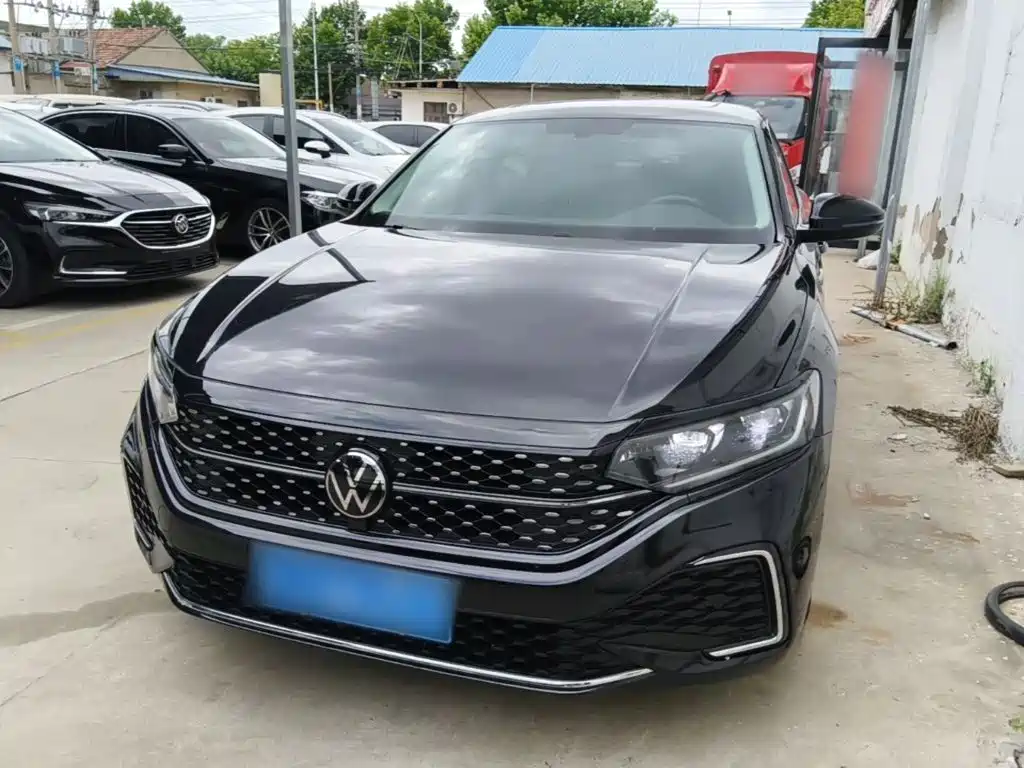 Passat Facelift 330 TSI Starry Sky Elite
