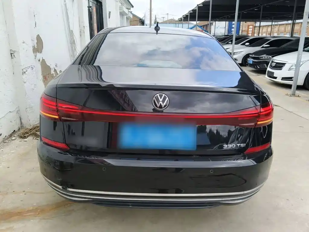 Passat Facelift 330 TSI Starry Sky Elite