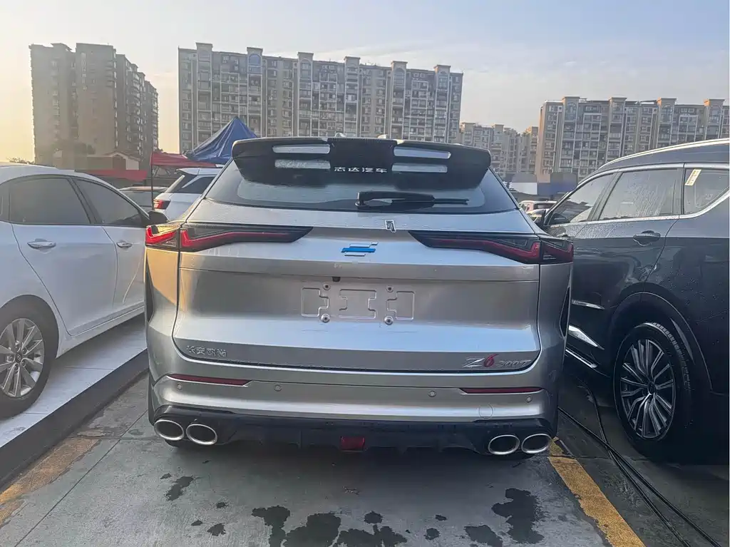 Changan Oshan Z6 Blue Whale 1.5 T DCT Smart Leading