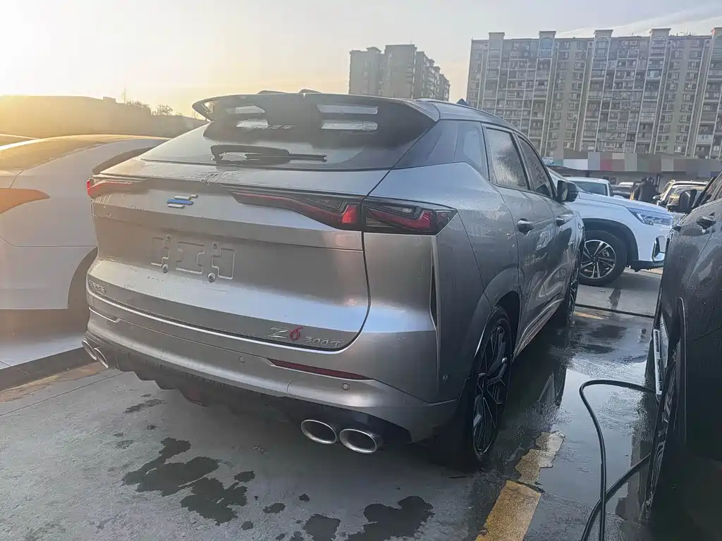 Changan Oshan Z6 Blue Whale 1.5 T DCT Smart Leading