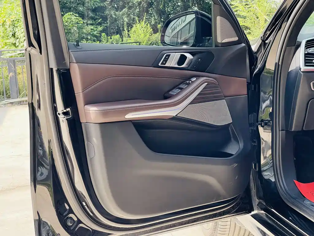 BMW X5 Facelift xDrive 40 Li Premium M Sport Package