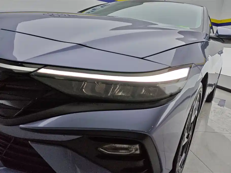 Elantra 1.5 L CVT GLX Elite
