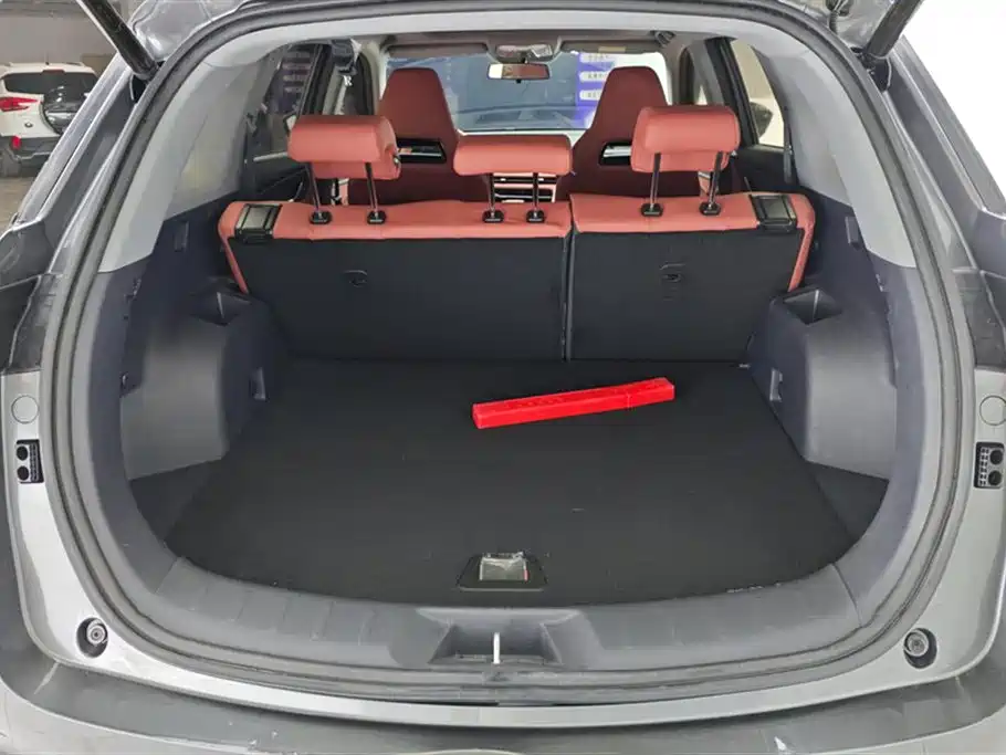 Changan CS75 PLUS 3 rd Gen 1.5 T Auto Distinguished