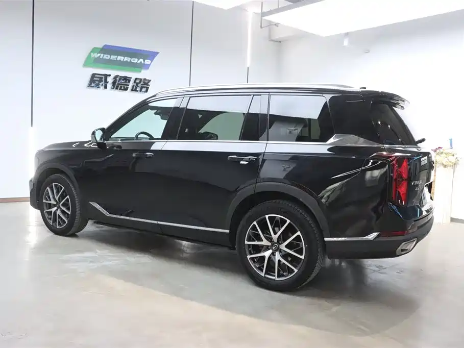 GAC Trumpchi GS8 Navigator Series 2.0 TGDI 2 WD Luxury Connected (7-seat)