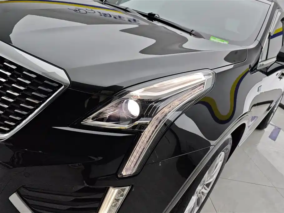 Cadillac XT5 2.0 T 2 WD Luxury