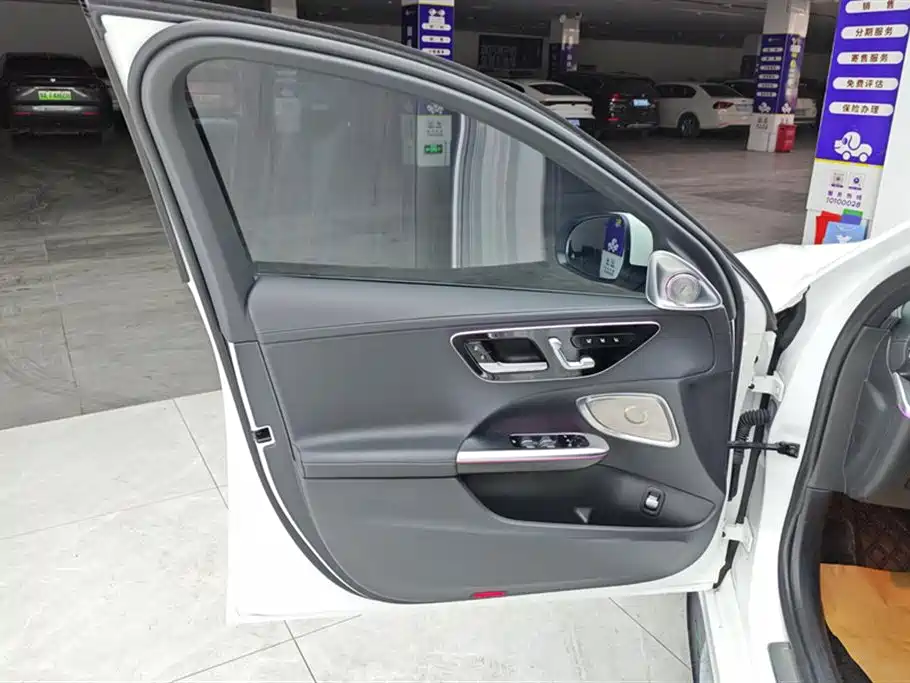 Mercedes-Benz C-Class C 260 L Sport