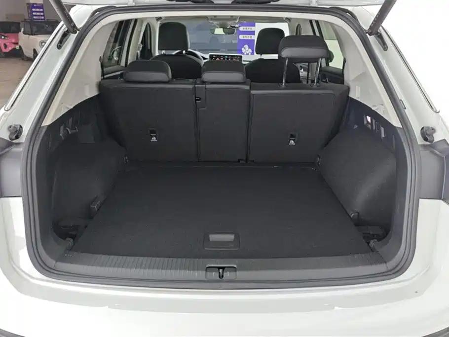 Tayron 330 TSI 2 WD Luxury Plus Advanced