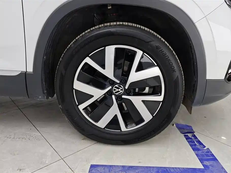 Tayron 330 TSI 2 WD Luxury Plus Advanced