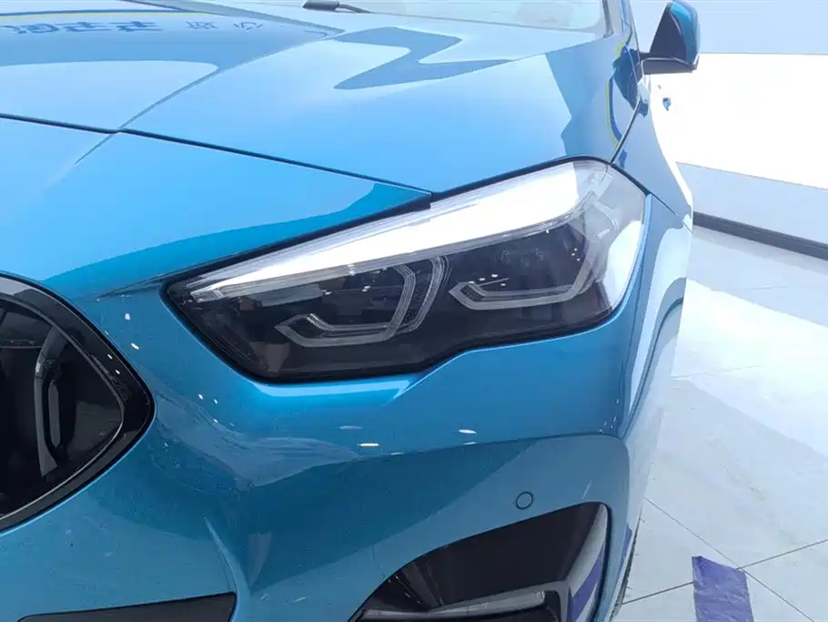 BMW 2 Series (Import) 225 i 4-door Coupe M Sport Night Package
