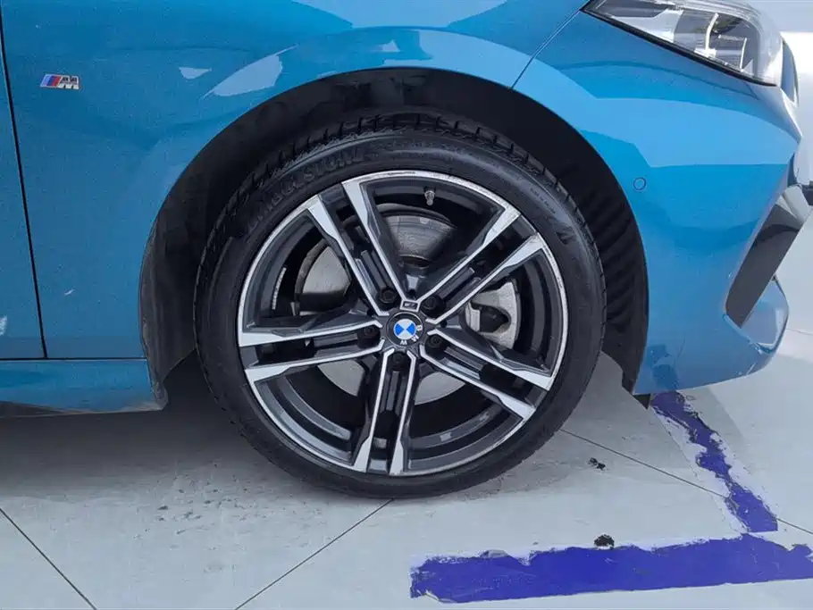 BMW 2 Series (Import) 225 i 4-door Coupe M Sport Night Package