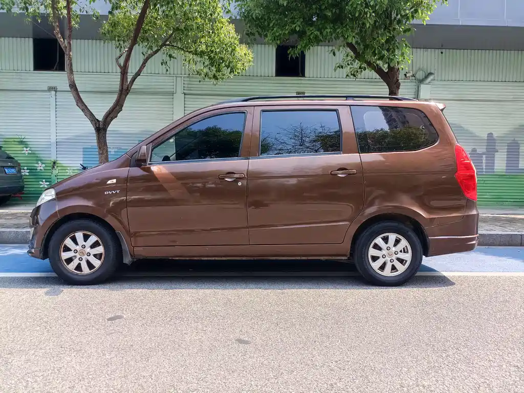 Wuling Hongguang 1.5 L S Standard