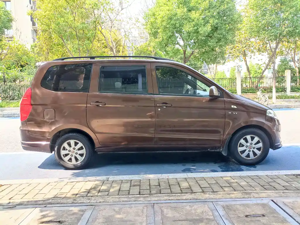 Wuling Hongguang 1.5 L S Standard