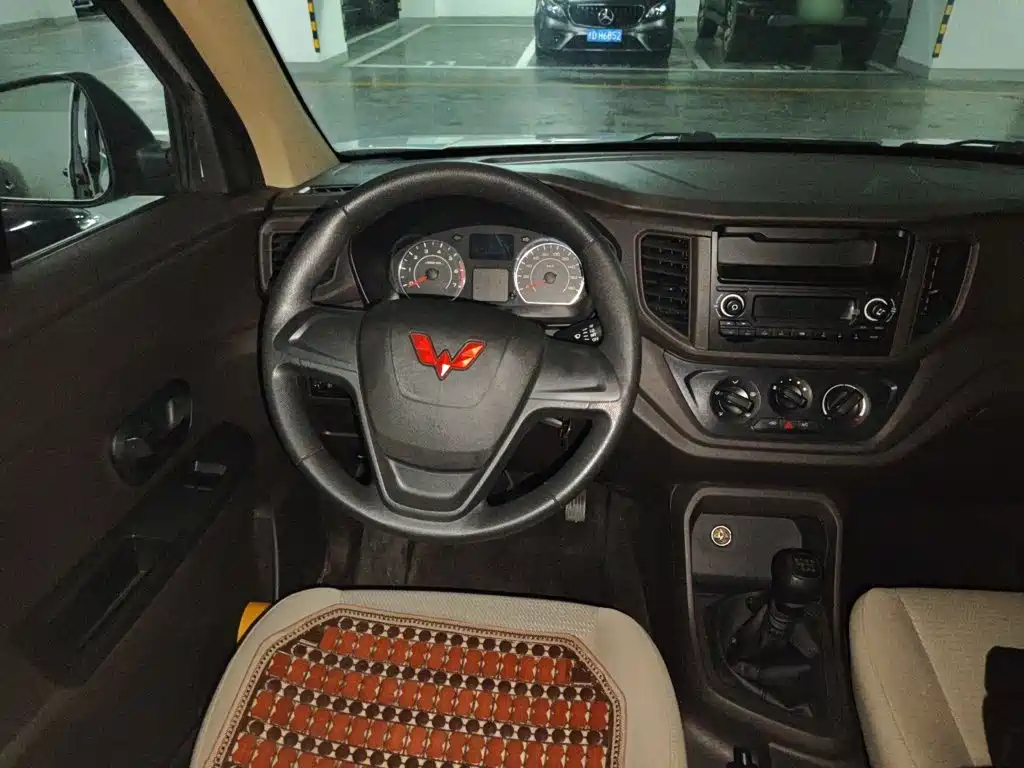 Wuling Hongguang V 1.5 L Power Take Hydraulic Assist LAR