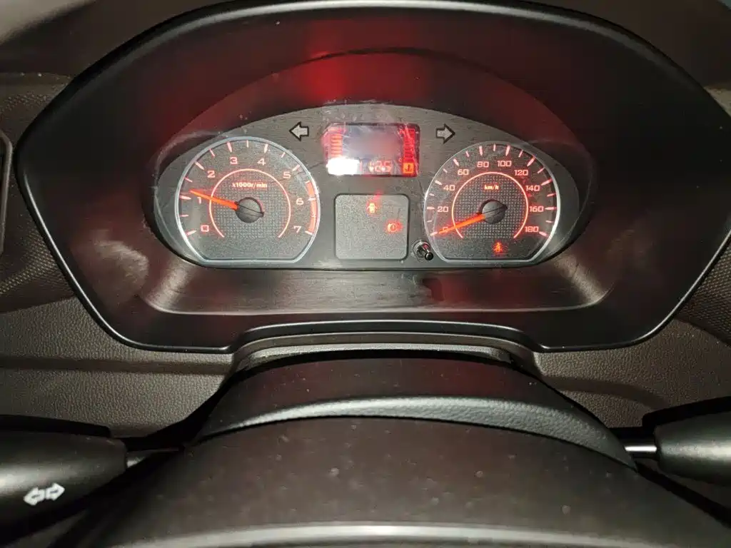 Wuling Hongguang V 1.5 L Power Take Hydraulic Assist LAR