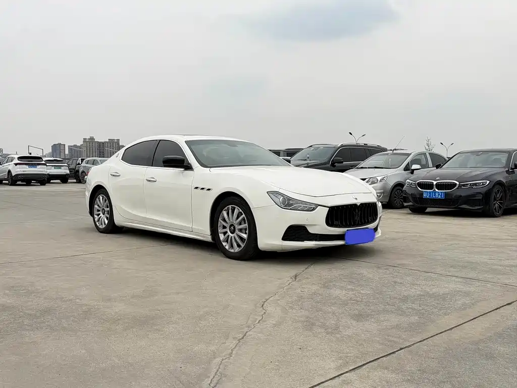 Ghibli 3.0 T Standard