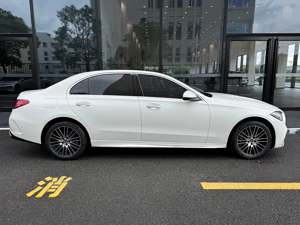 Mercedes-Benz C-Class C 260 L Sport