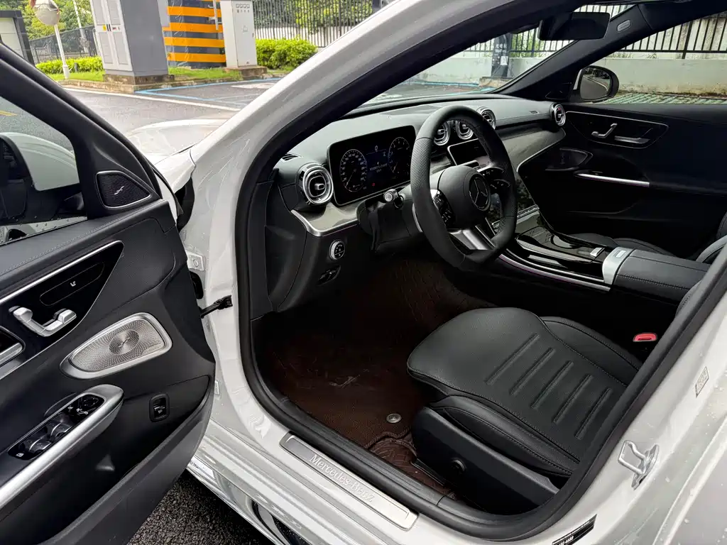 Mercedes-Benz C-Class C 260 L Sport