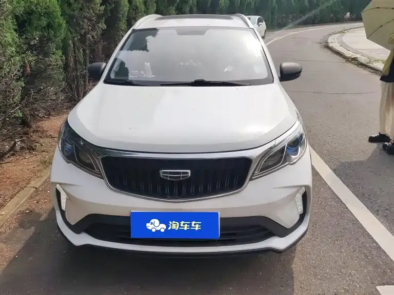 Geely Vision X3 PRO 1.5 L CVT Distinguished