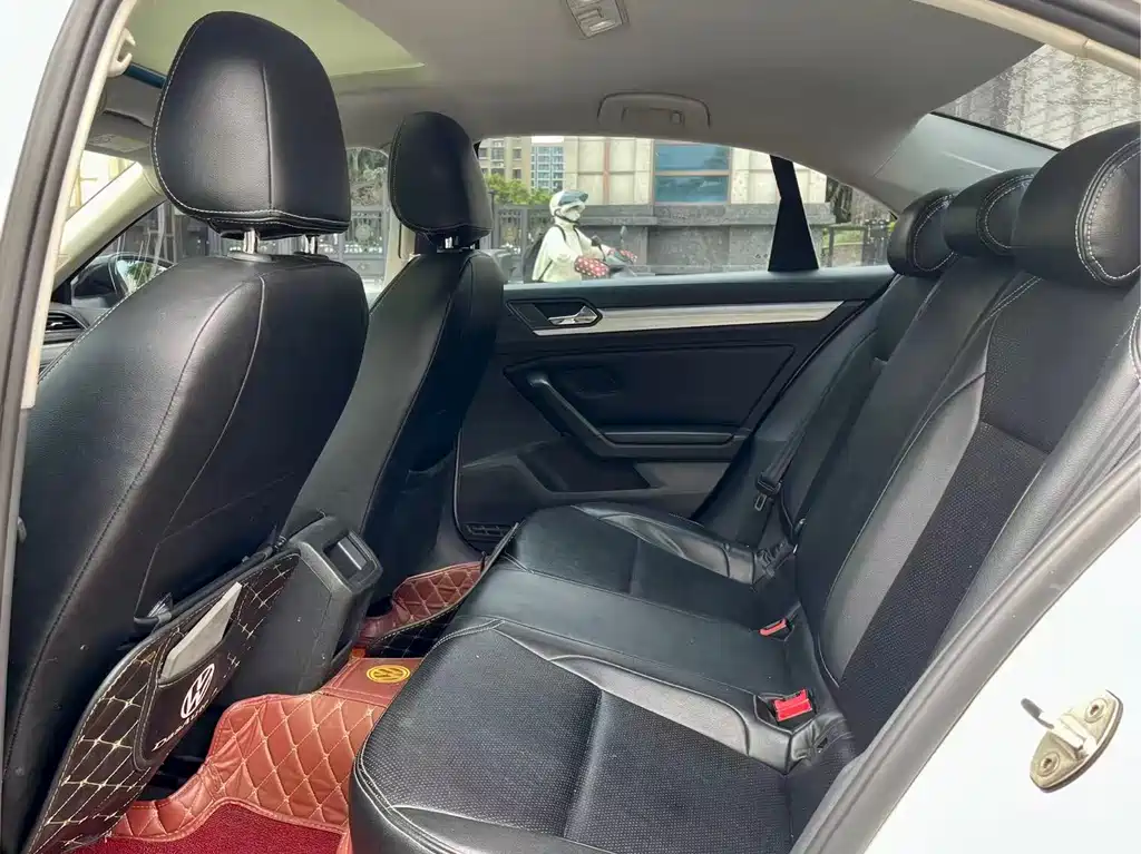 Lamando 230 TSI DSG Vision CN-VI