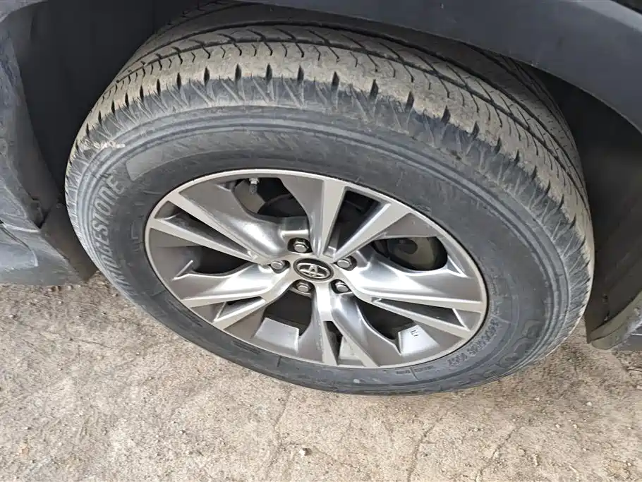 Highlander 2.0 T 4 WD Elite 7-seat CN-V