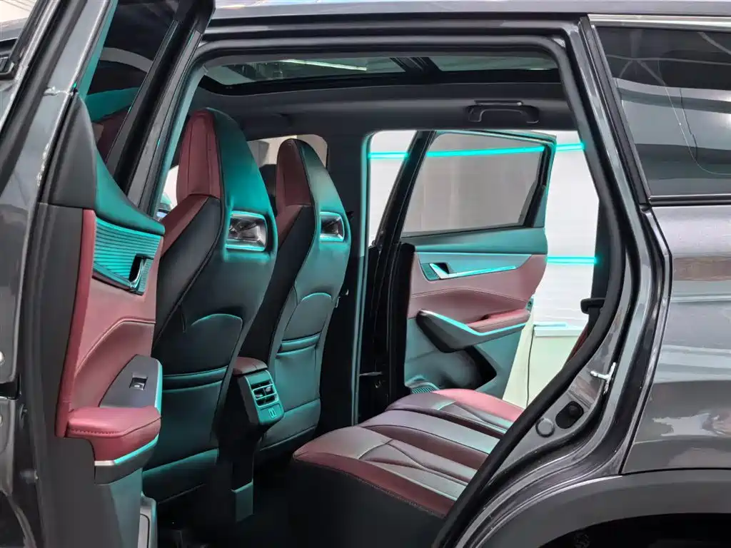 Changan CS75 PLUS 2 nd Gen 1.5 T Auto Distinguished