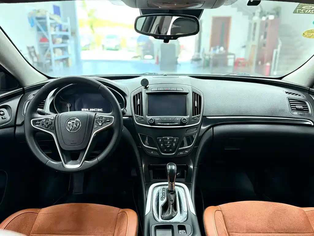 Regal 1.6 T Leading Tech
