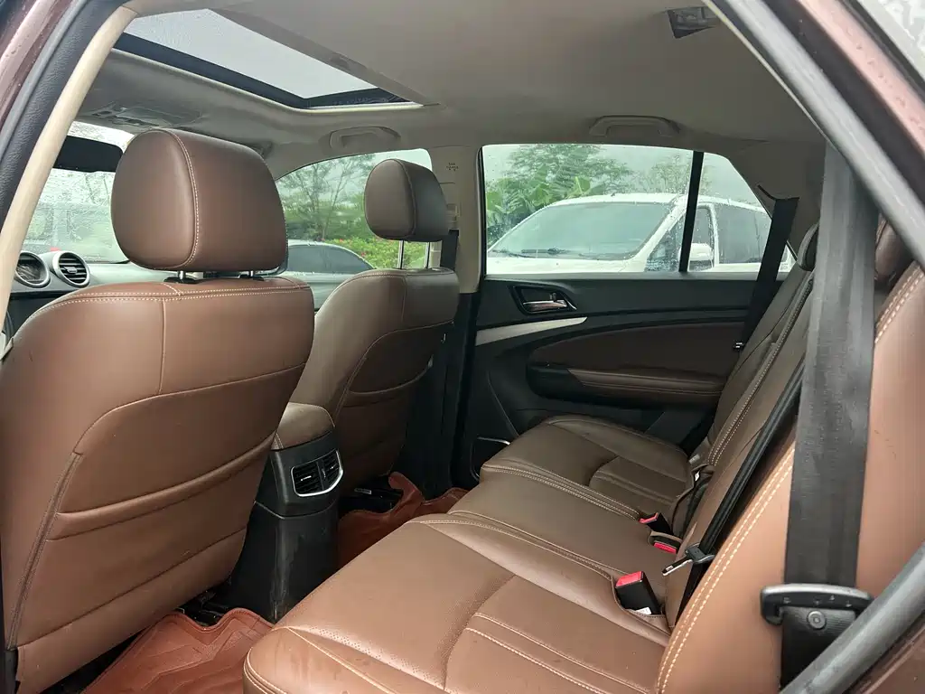 BYD S7 比亚迪S7 2016款 1.5 T 手动尊贵型