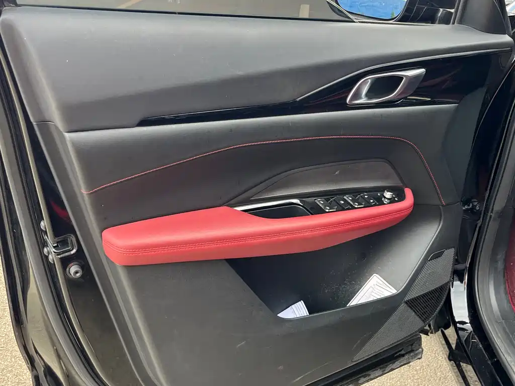Changan Oshan Z6 Blue Whale 1.5 T DCT Smart Cool