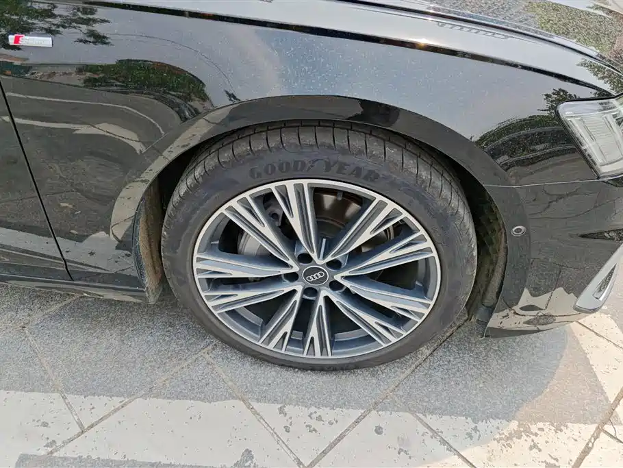 Audi A6 L Facelift 45 TFSI quattro Select Dynamic