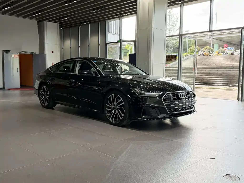 Audi A7 45 TFSI Select