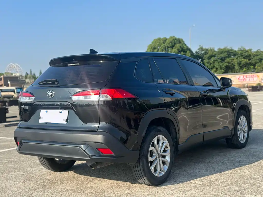 Frontlander 2.0 L CVT Leading