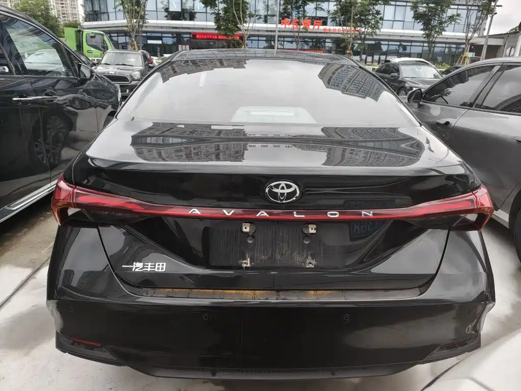 Avalon 2.0 L Luxury