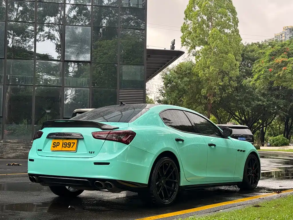 Ghibli 3.0 T Standard