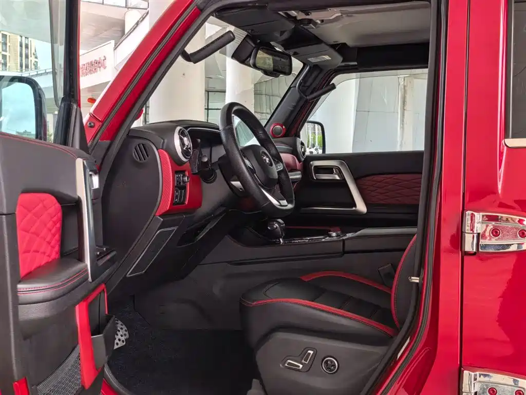 BAIC BJ40 PLUS 2.3 T Auto 4 WD Flagship CN-V