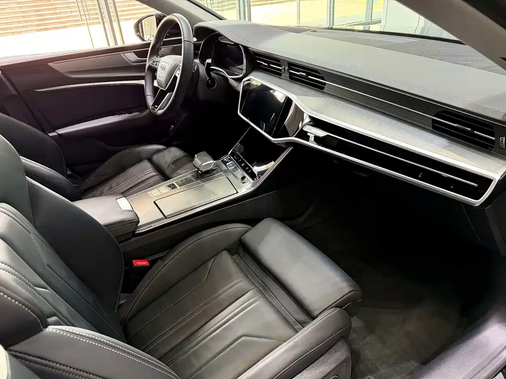 Audi A7 45 TFSI Select