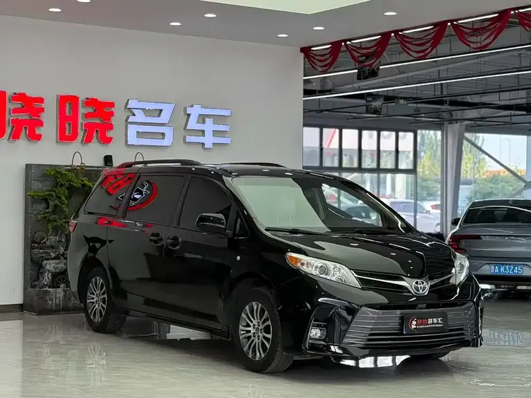 Toyota SIENNA 3.5 L 2 WD L