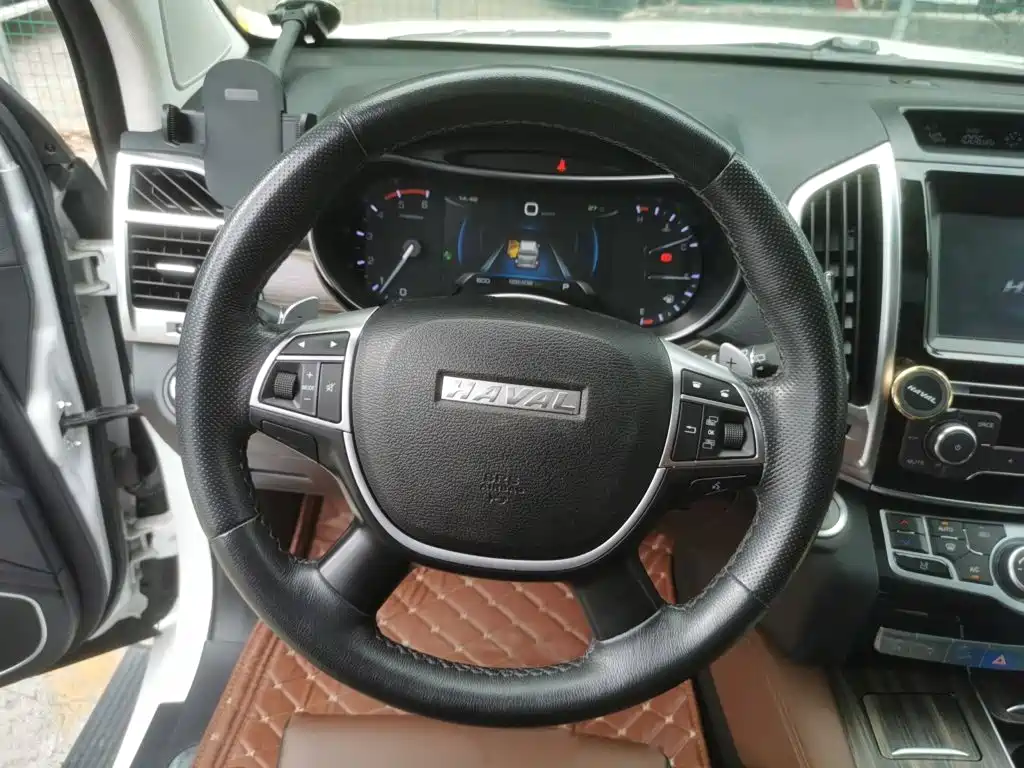 Haval H9 哈弗H9 2017款 2.0 T 柴油四驱尊享型 5座