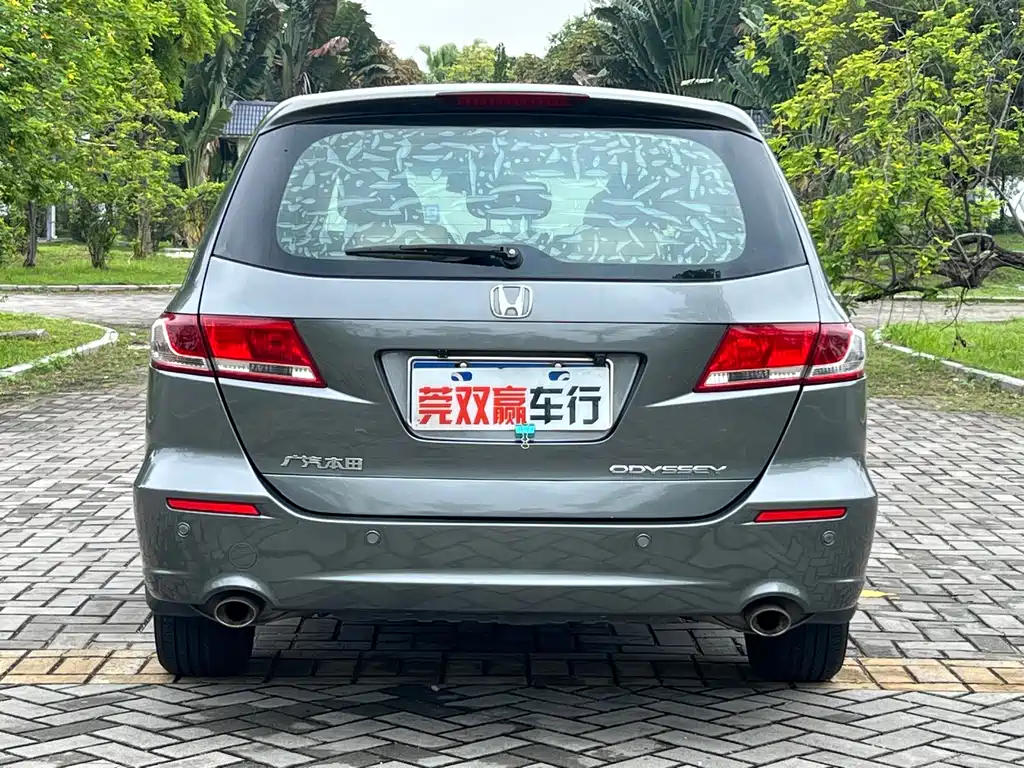 Odyssey 2.4 L Luxury