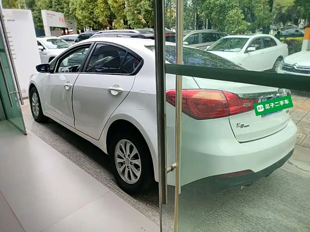 Kia K3 1.6 L Manual GL