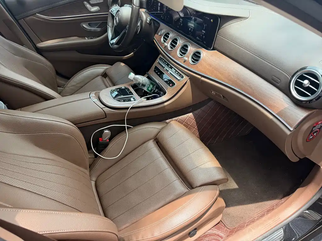 Mercedes-Benz E-Class E 260 L