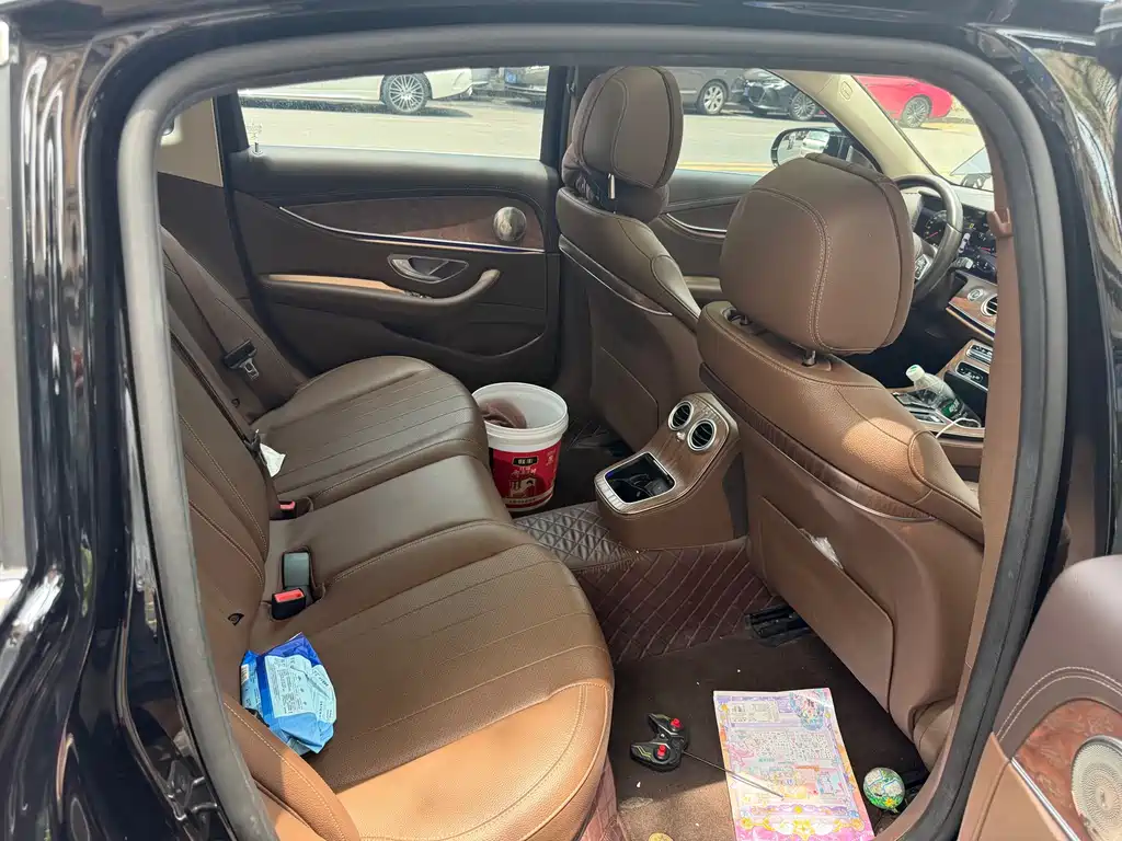 Mercedes-Benz E-Class E 260 L